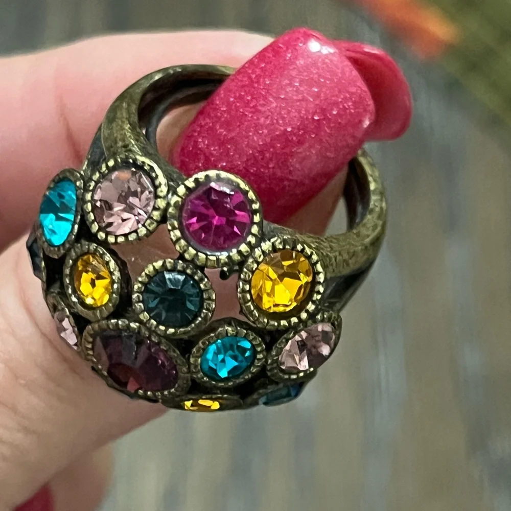 17 stones cluster multicolored statement or cocktail signed ring